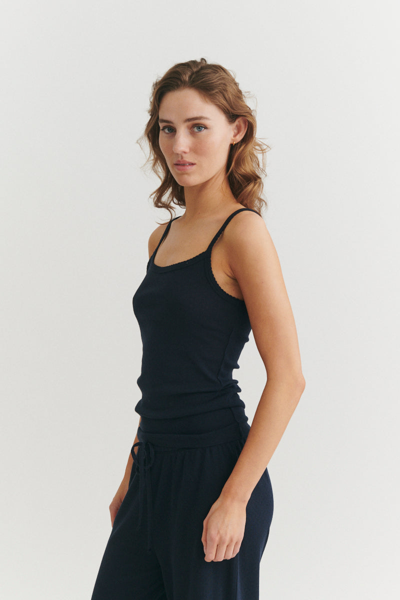 Basic Apparel Arense Strap Top Toppe 606 Sky Captain