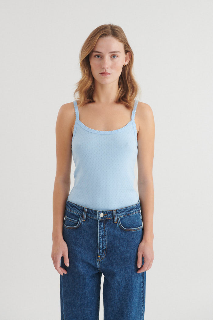 Basic Apparel Arense Strap Top Toppe 761 Dutch canal