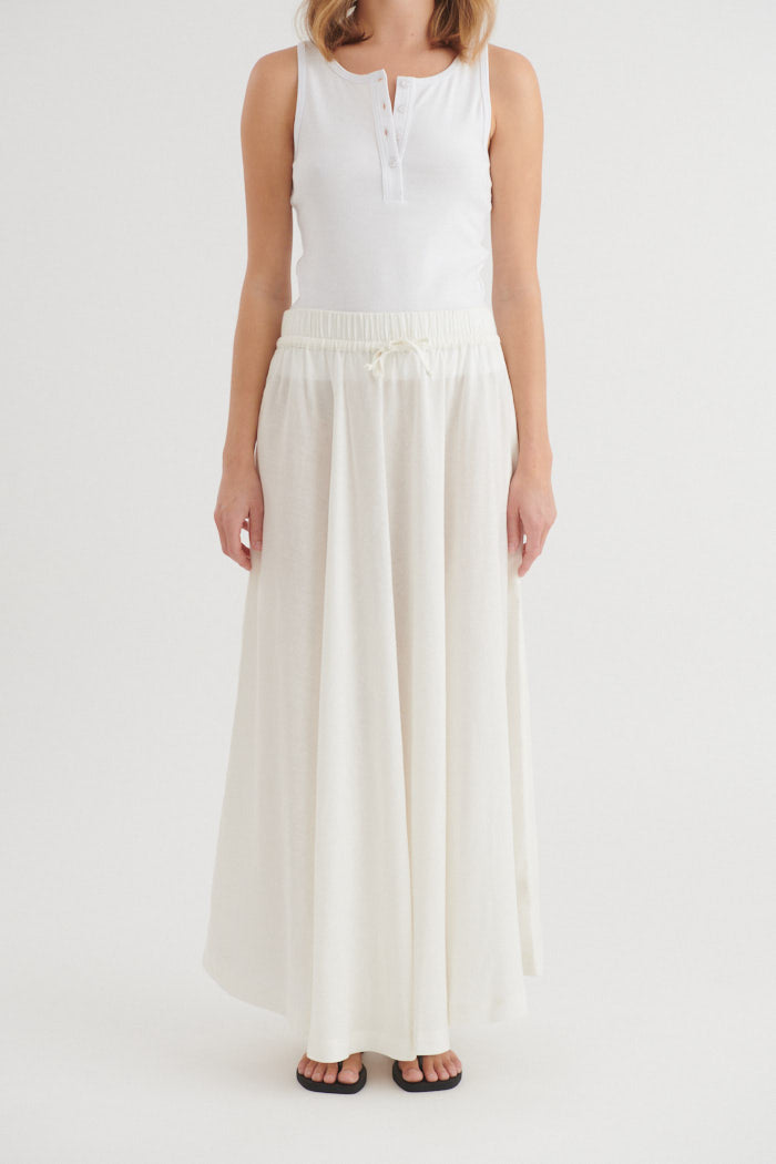 Basic Apparel Carina Skirt Nederdele 423 Bright White