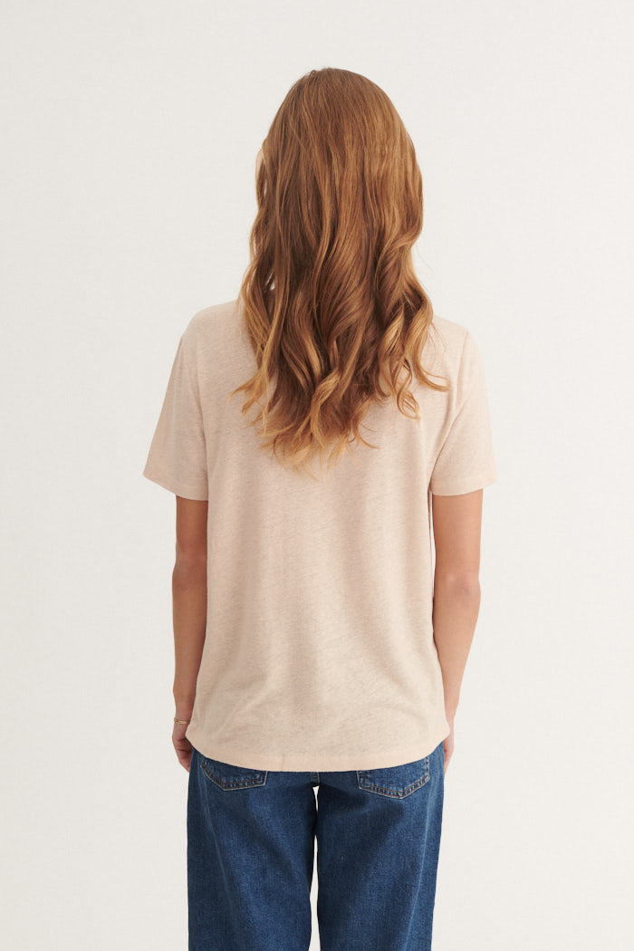 Basic Apparel Kali Tee T-shirts 777 Smokey Grey