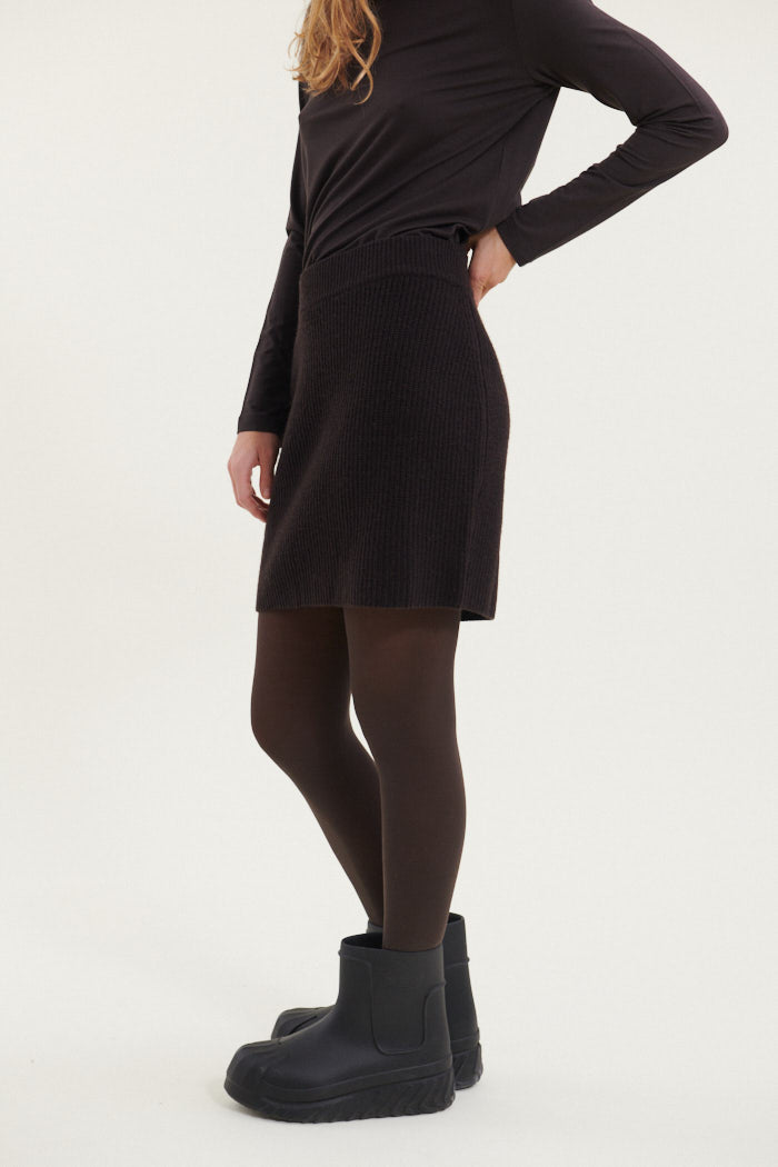 Basic Apparel Lise Short Skirt Nederdele 709 Chocolate torte