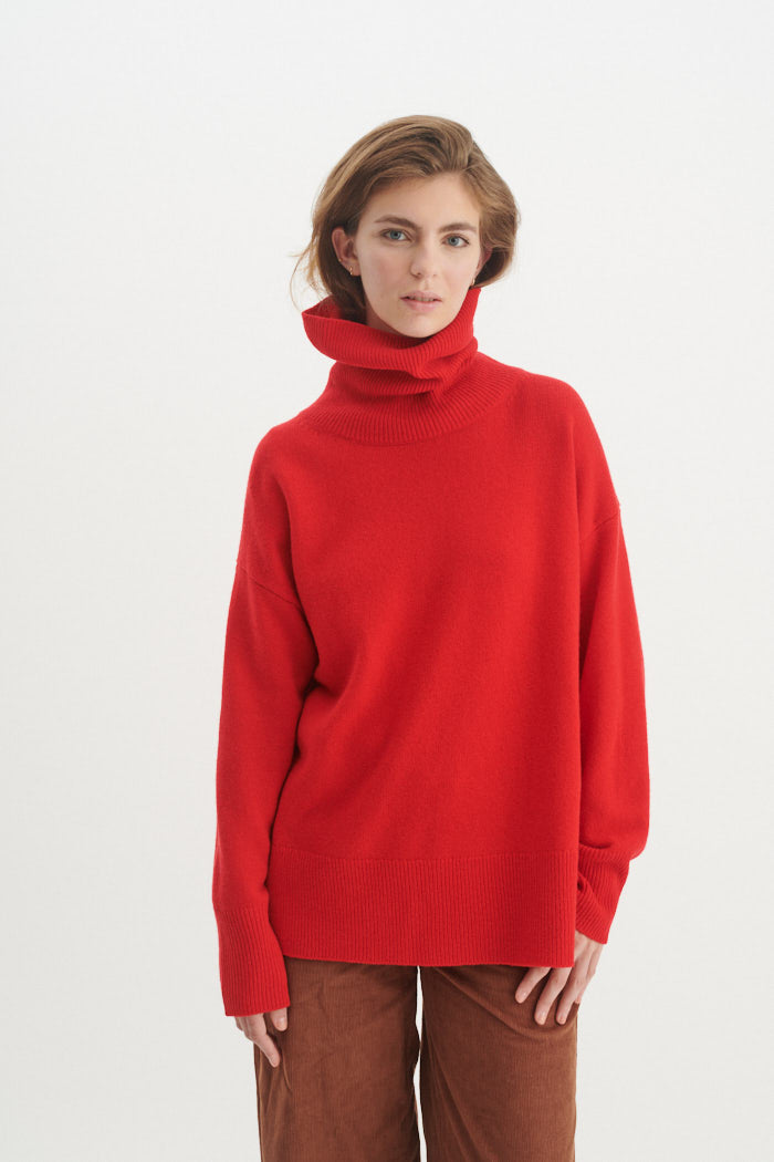 Basic Apparel Liz T-Neck Sweaters 913 Tomato