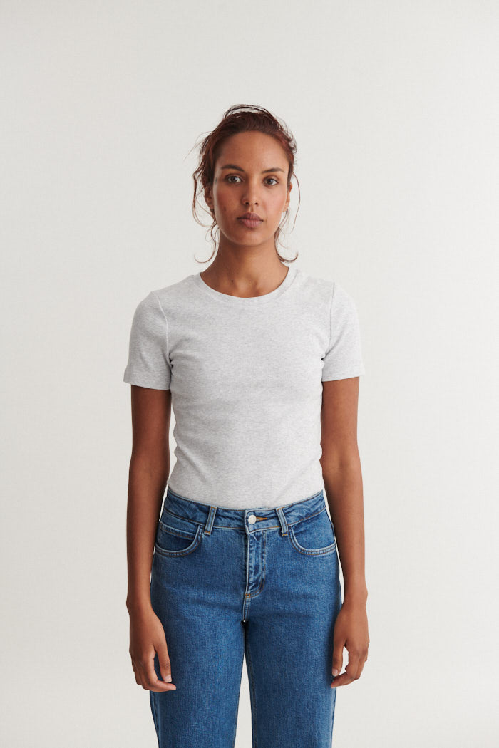 Basic Apparel Ludmilla O-Neck T-shirts 318 Light Grey Mel.