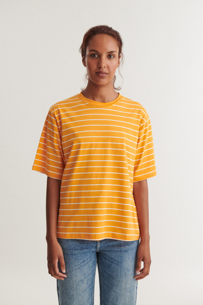 Basic Apparel Raja Stripe Tee T-shirts 870 Abricot / whisper white