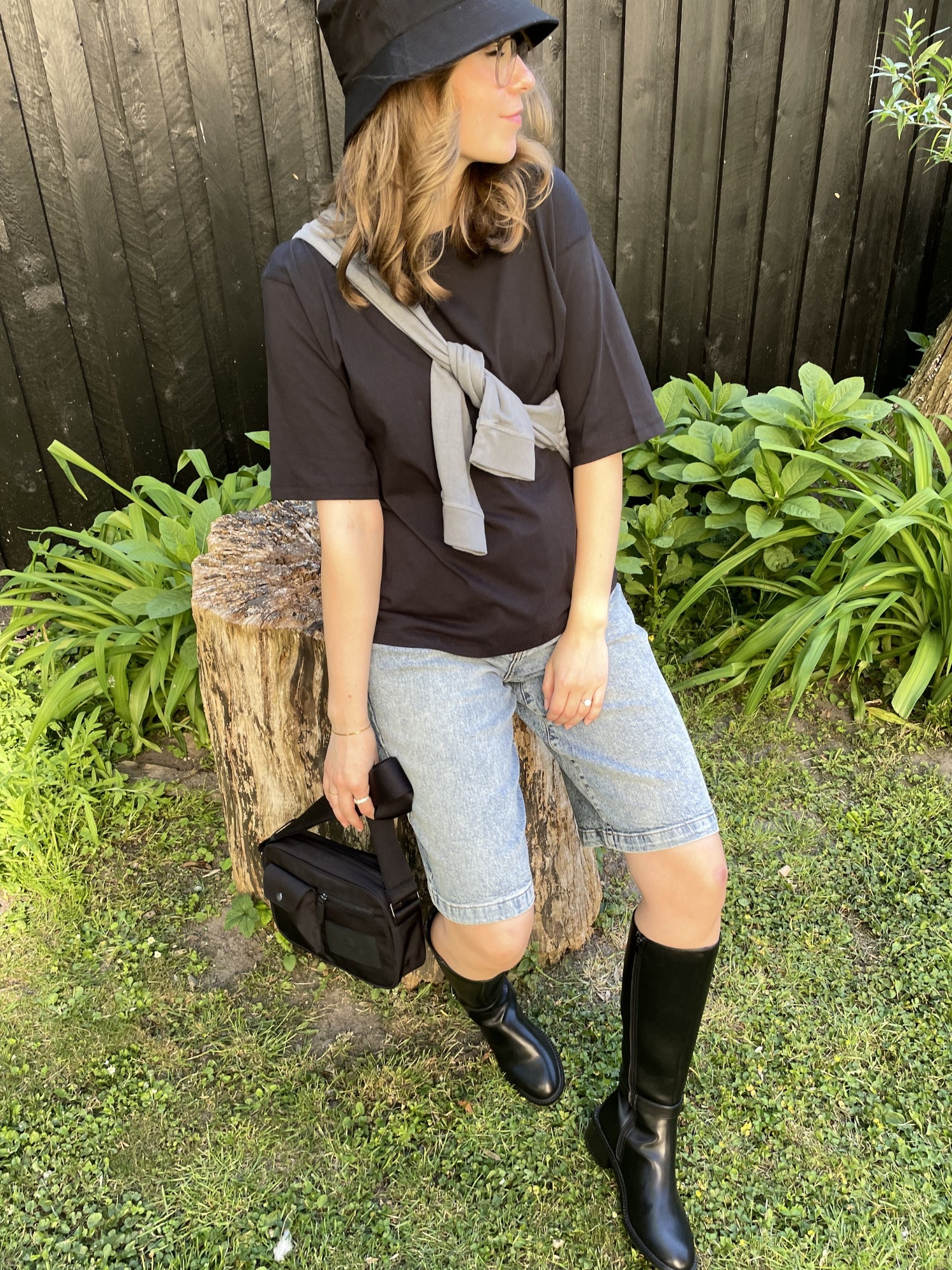 Basic Apparel Raja Tee T-shirts 001 Black